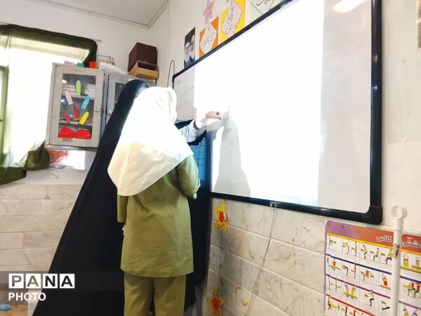 کلاس های جبرانی تابستانه دبستان حضرت زینب (س) شهر جعفریه 