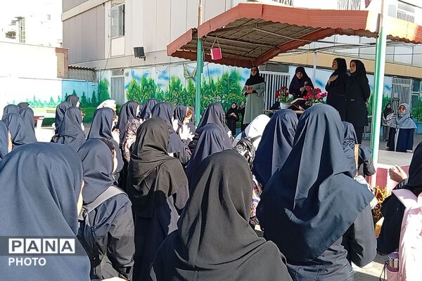جشن جوانه ها در مدارس ناحیه دو شهرری 
