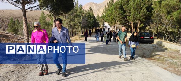 همایش همگانی پیاده‌روی خانواده بزرگ دانشگاه آزاد اسلامی شهرستان شیروان