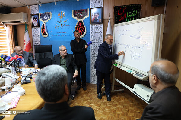 نشست مشترک وزیر آموزش و پرورش با اعضای کمیسیون آموزش، تحقیقات و فناوری مجلس شورای اسلامی