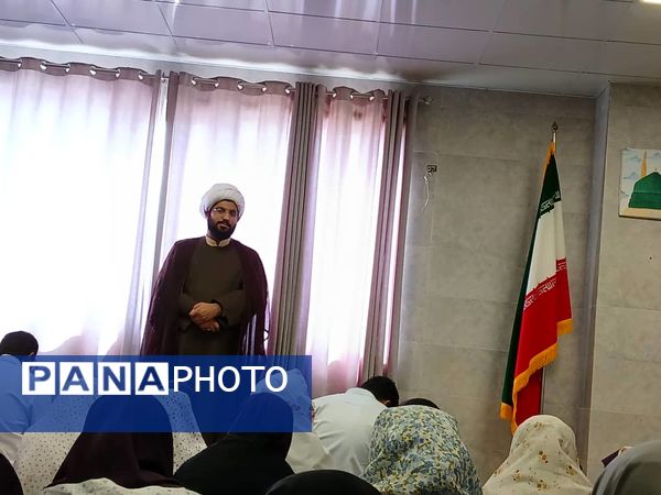 نماز جماعت به امامت امام جمعه‌‌‌ی موقت میناب