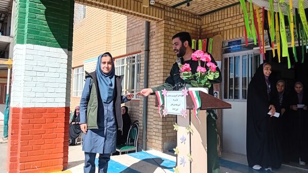 برگزاری مراسم هفته بسیج دانش‌آموزی و روز نوجوان در کمیجان
