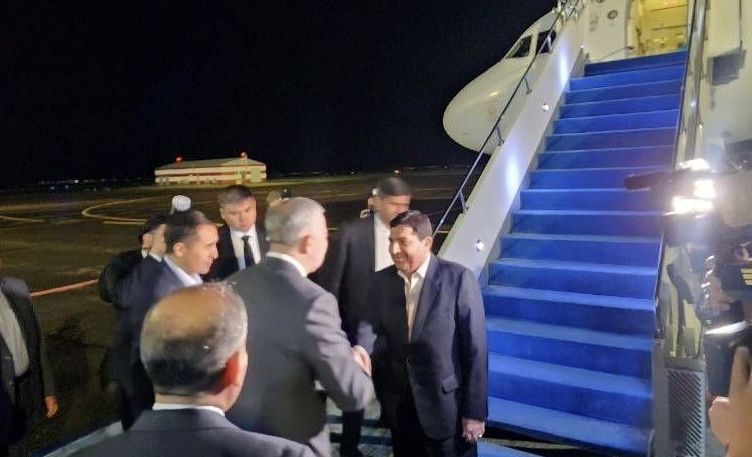 مخبر وارد آستانه پایتخت قزاقستان شد