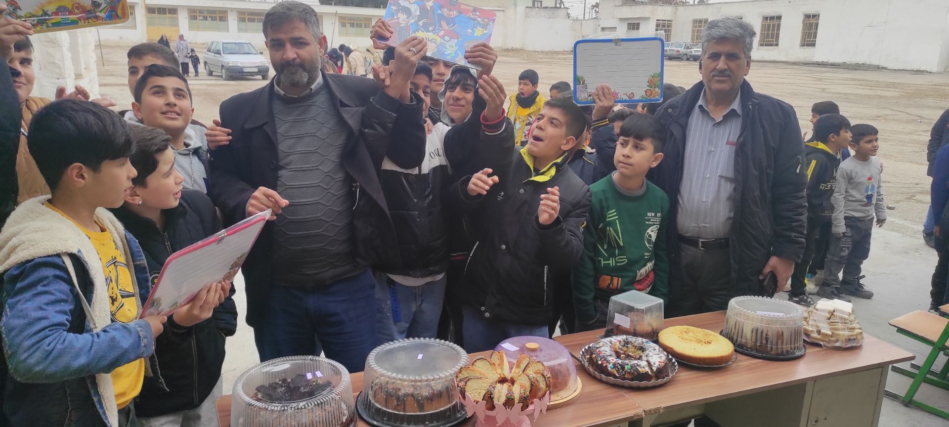 برگزاری جشن مبعث در دبیرستان شهید مصطفی خمینی و دبستان ۱۲ فروردین کارخانه قند شیروان