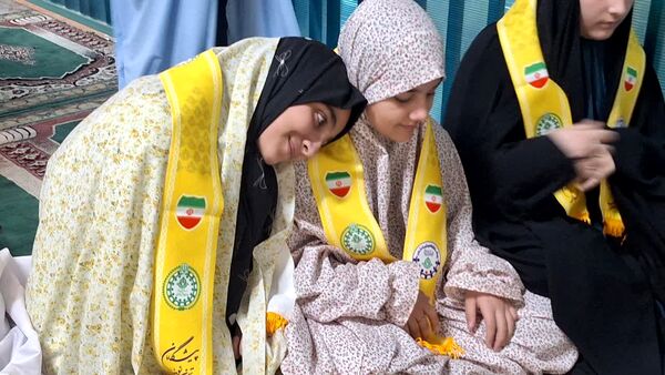 روز دوم دلدادگی دختران نوجوان و جوان البرزی