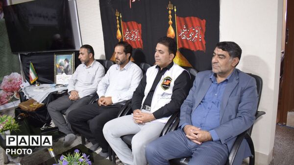 دیدار مدیر و کارکنان اداره بهزیستی رومشکان با فرماندار و امام جمعه