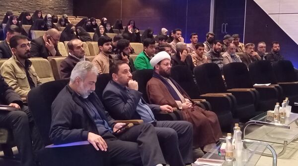 دوره توانمندسازی «خادمین شهدا» ویژه کادر اجرایی شبکه خادمین شهدای بام ایران