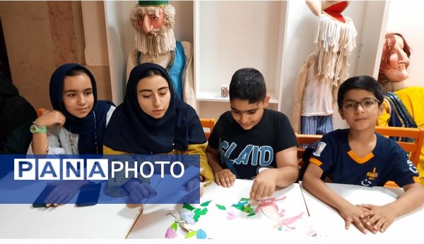 هم‌نشینی اعضای مراکز کانون پرورش فکری کودکان و نوجوانان در مشهد