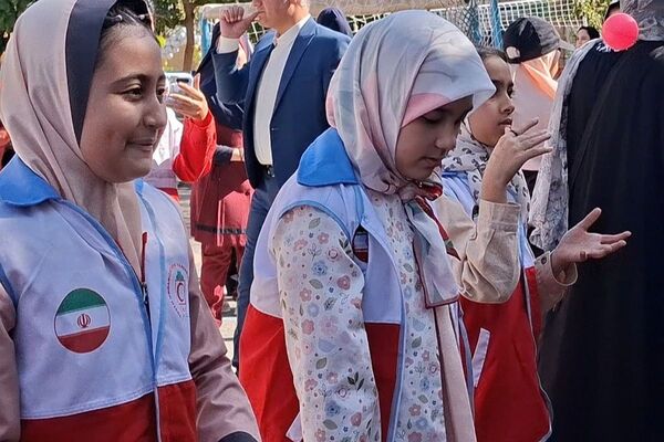 طرح میدان پویا در دبستان مهر شهریار برگزار شد