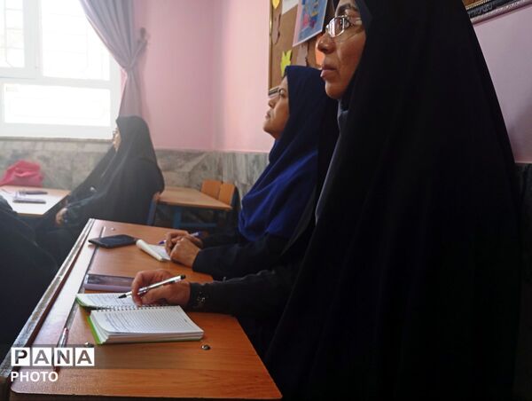 کلاس های آموزش خود امدادی و بهداشت دهان و دندان 