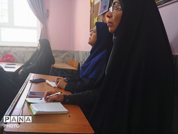 کلاس های آموزش خود امدادی و بهداشت دهان و دندان 