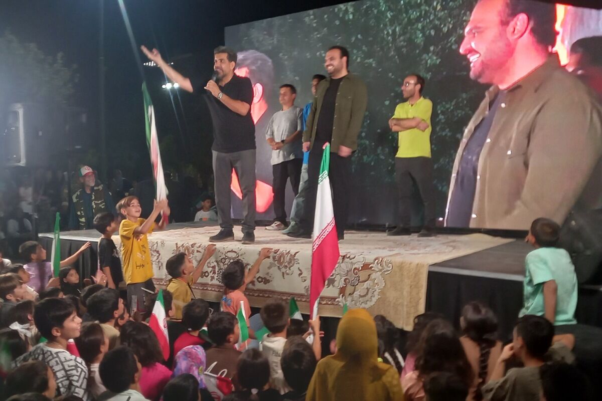 ولادت پیامبر نور و رحمت و امام دانش و حکمت