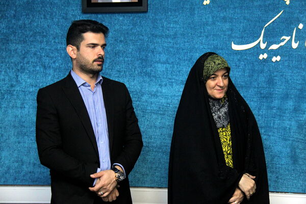 نشست خبرنگاران پانا با مدیر اداره آموزش و پرورش ناحیه یک یزد