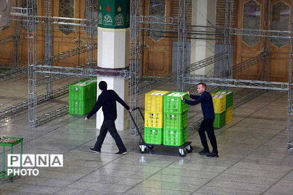 سفره افطاری حرم کریمه اهل بیت(س) در ماه ضیافت الهی