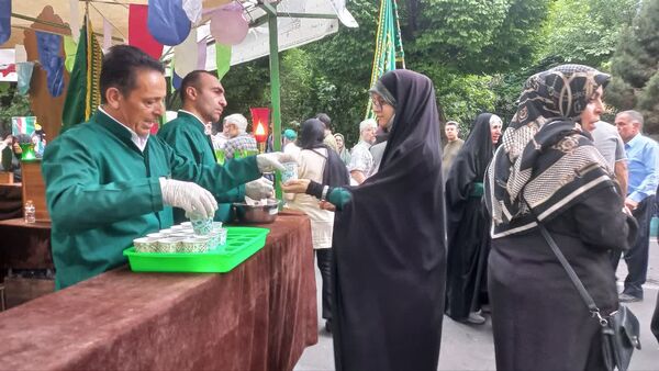 تهران در لباس سبز تولد امام رضا (ع) 