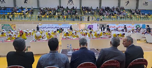 درخشش دانش‌آموز خبرنگار پانای استان مرکزی در مسابقه‌ کودکان هوشمند اراک