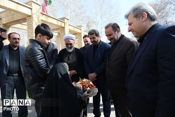 مرکز جامع خدمات سلامت شهید نجات‌الهی نهاوند با حضور استاندار همدان افتتاح شد