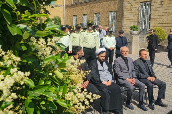 مراسم تدفین پیکر دیپلمات شهید حسین امیر عبداللهیان در حرم شاه عبدالعظیم حسنی
