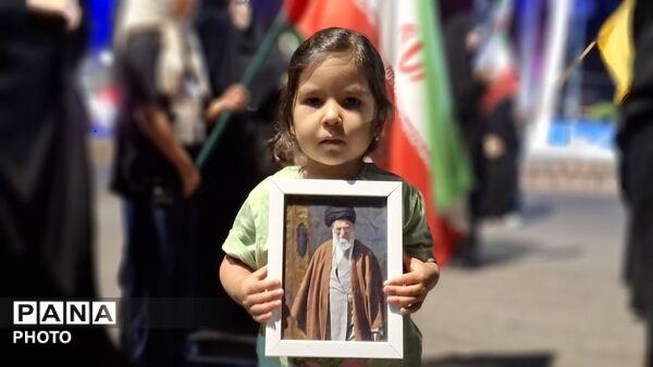 اجتماعات شبانه رشتخوار در سوگ رهبر شهید