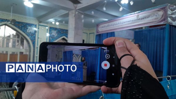 نماز جمعه شهر بن با حضور خانواده بزرگ آموزش و پرورش 