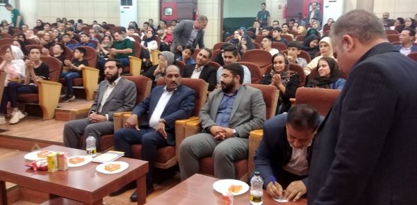 آسمان دبیرستان سرآمد ناصر توسط ستارگان سپهر دبیرستان پر فروغ شد