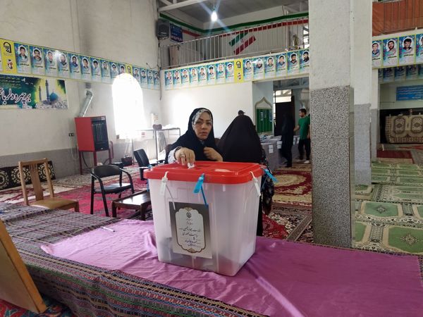 انتخابات چهاردهمین دوره ریاست‌جمهوری در شهر راز