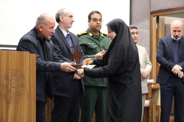 آیین گشایش سالن آمفی‌تئاتر فرهنگسرای گلستان در البرز
