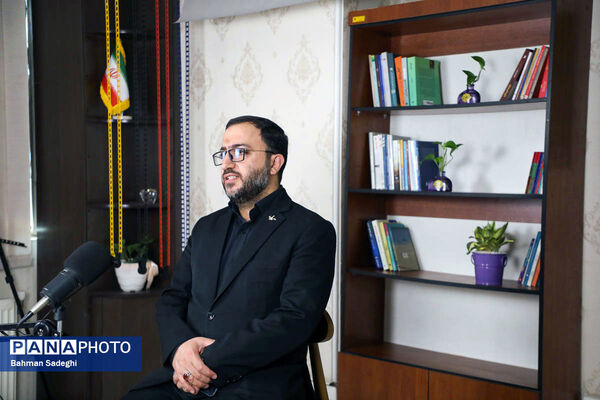 بازدید رییس کانون پرورش فکری کودکان و نوجوانان از پانا به مناسبت روز خبرنگار