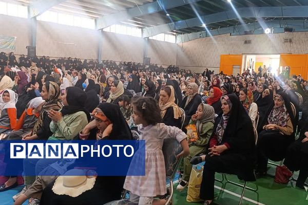 برگزاری جشن بزرگ دختران ایران قوی در شهرستان قرچک 