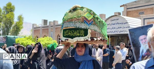 عزاداری عاشورای حسینی در گلزار شهدای گچساران 