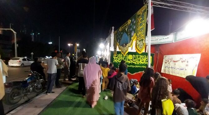 جشن نیمه‌شعبان و اجرای آیین «حق لیلی» در بولوار شهید چمران بندرعباس