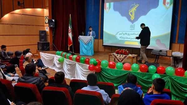 آیین بزرگداشت روز مادر با محوریت جایگاه زن در فرهنگسرای هنر نظرآباد 