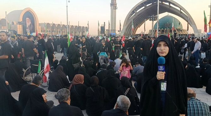 آیین وداع با رهبر شهیدو حضور میلیونی مردم در مصلی امام خمینی