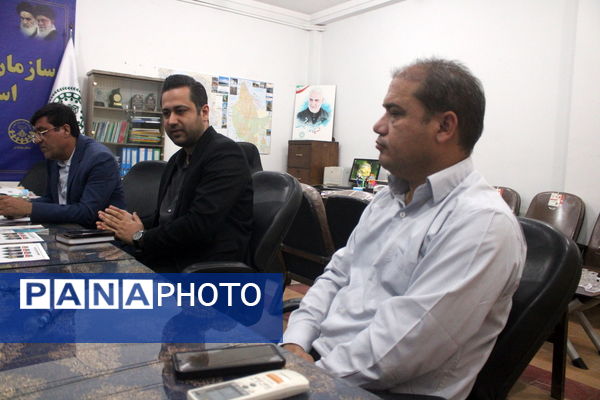 جلسه هم‌اندیشی کارکنان سازمان دانش‌آموزی استان بوشهر