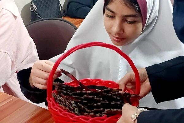 جلسه معارفه و ورود دانش آموزان پایه هفتم به دبیرستان فرزانگان شهر قدس 