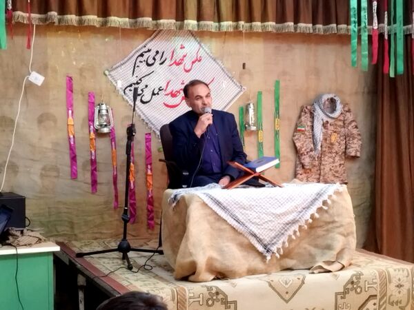 یادواره شهدای دانش‌آموزی در مدارس پسرانه و دخترانه اقلید  