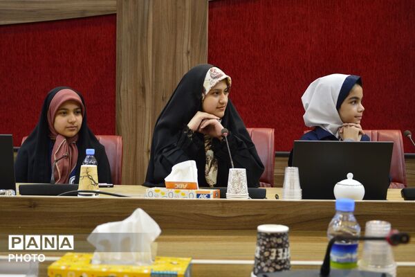 نشست خبری مدیرکل آموزش و پرورش شهرستان‌های استان تهران با خبرنگاران پانا