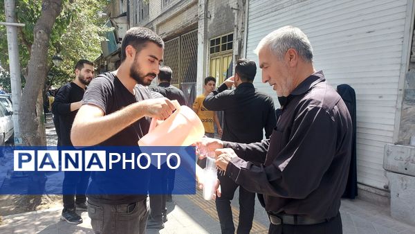 حال و هوای خیابان های اطراف حرم رضوی