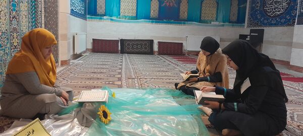 مسابقات قرآنی در دبیرستان فرزانگان استعداد درخشان ملارد
