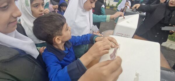 همدلی دانش‌آموزان محمودآبادی با کودکان غزه
