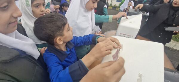 همدلی دانش‌آموزان محمودآبادی با کودکان غزه