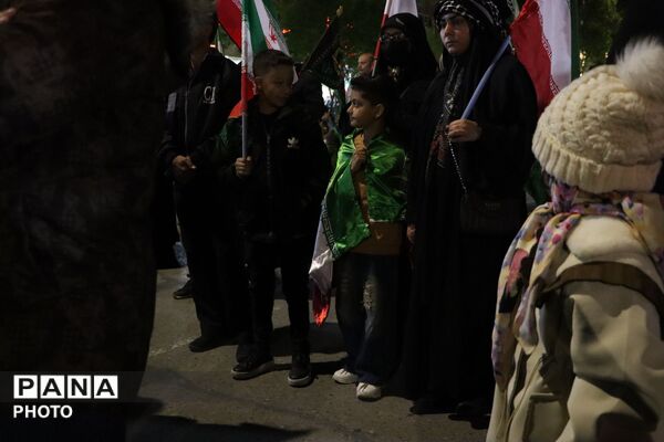 اجتماع مردمی بیعت با رهبر انقلاب در نیشابور 