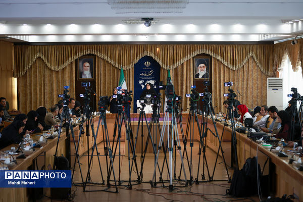 نشست خبری سخنگوی دولت