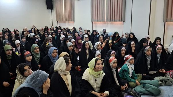 مراسم جشن هیات ریحانه الحرم سازمان دانش‌آموزی قم