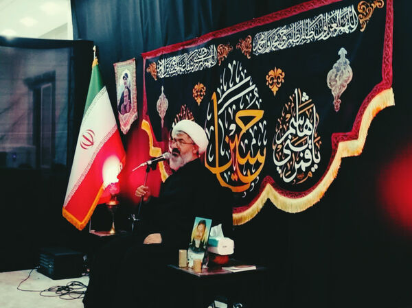 امام جمعه کاشمر در جمع عزاداران خانگی