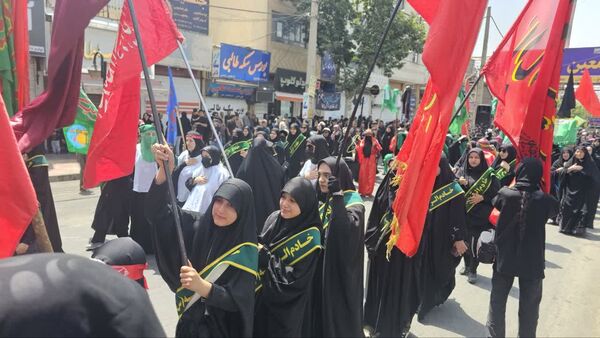 مراسم عاشورای حسینی با حضور پرشور مردم عزادار یاسوج