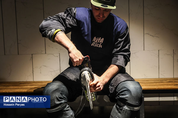 مسابقات اسکیت روی یخ