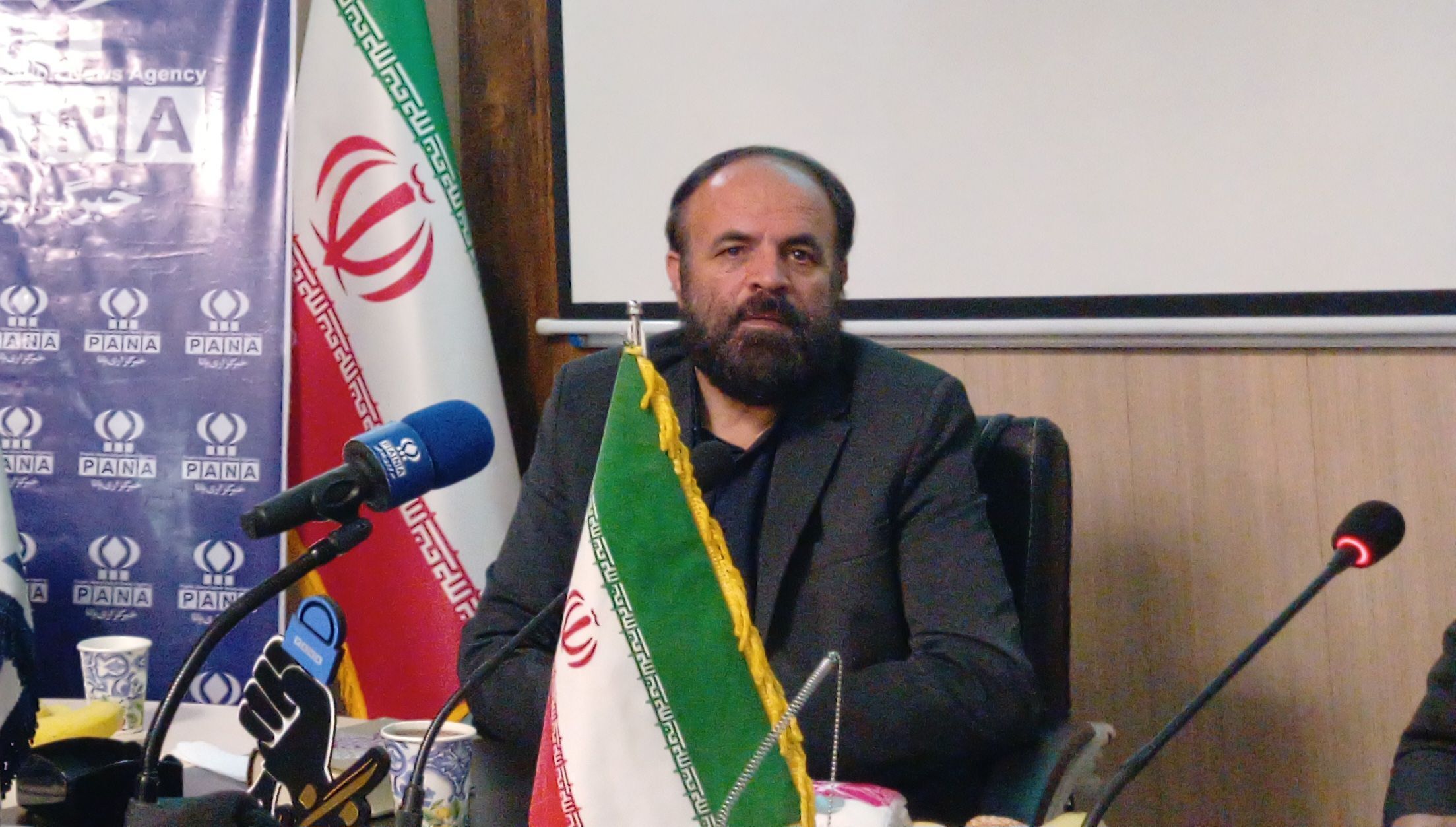 خبرنگاران پانا چشم‌های بینای مدارس هستند