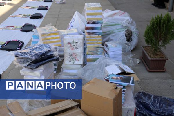 توزیع ۴۰۰ بسته لوازم تحریر برای دانش‌آموزان نیازمند در تبریز