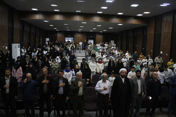 اختتامیه کلاس‌های تابستانی و تقدیر از برگزیدگان فرهنگی و قرآنی در گرمه